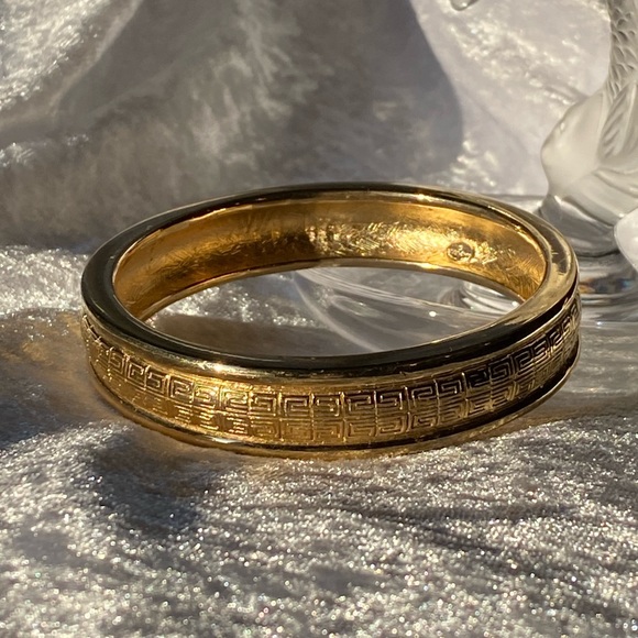 Vintage Givenchy Chunky Runway Gold Bangle Bracelet - Picture 6 of 15